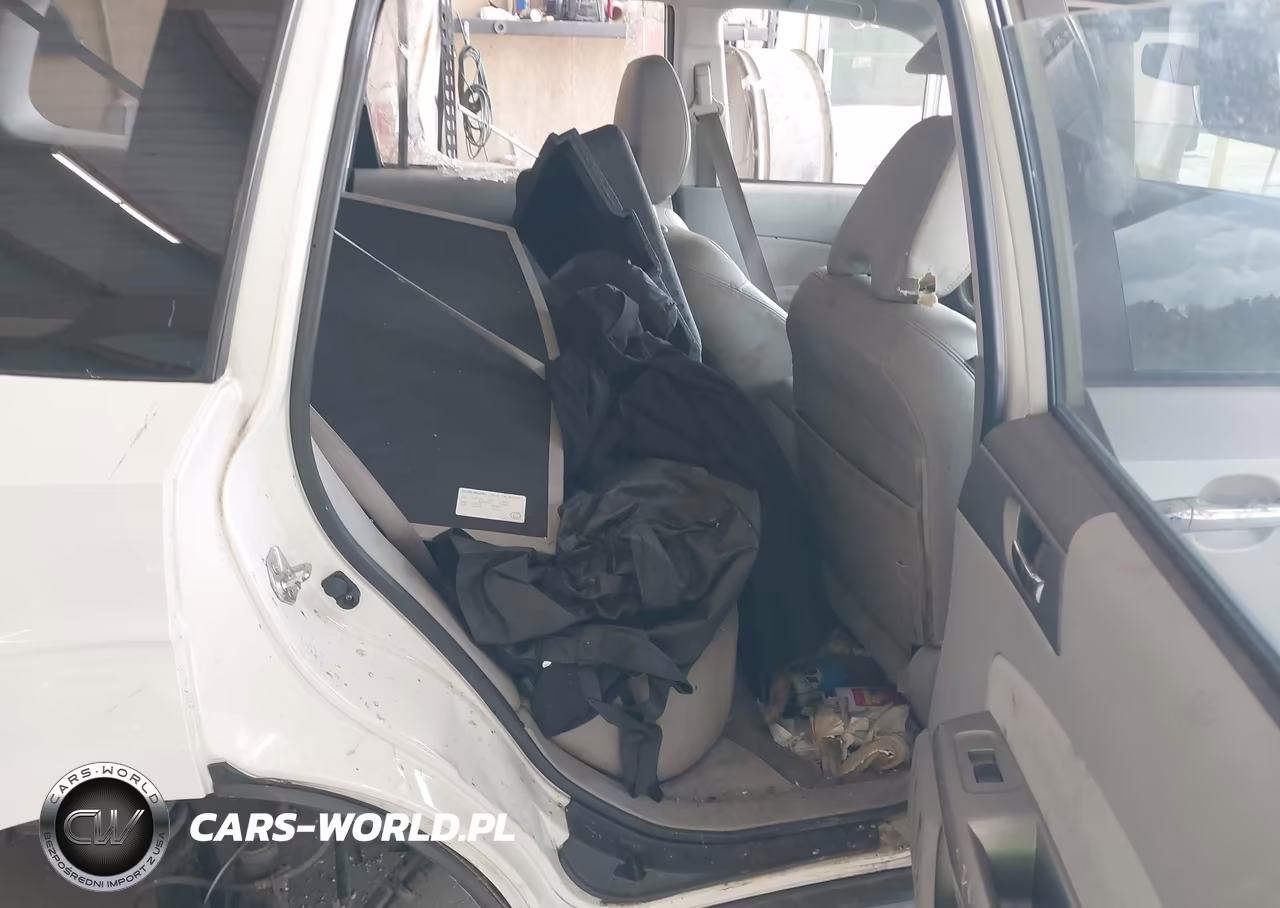 2010 Subaru Forester 2.5X Limited VIN:JF2SH6DC5AH724067 - 8
