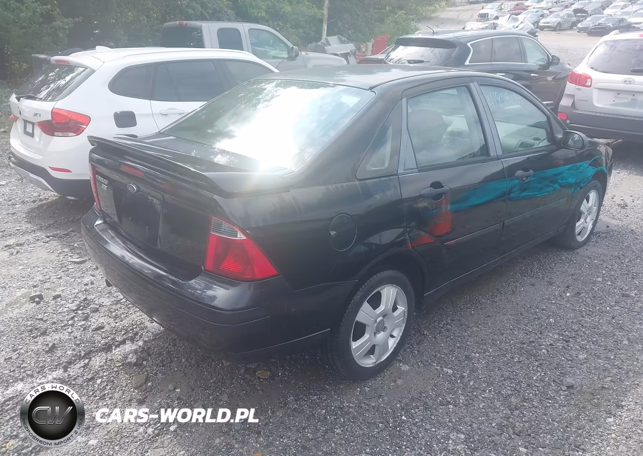 2007 Ford Focus S-Se-Ses VIN:1FAHP34N97W191730 - 4