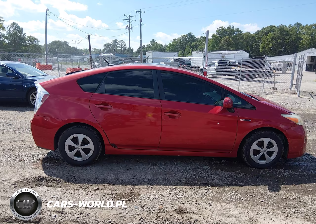 2012 Toyota Prius Three VIN:JTDKN3DU2C5474743 - 13