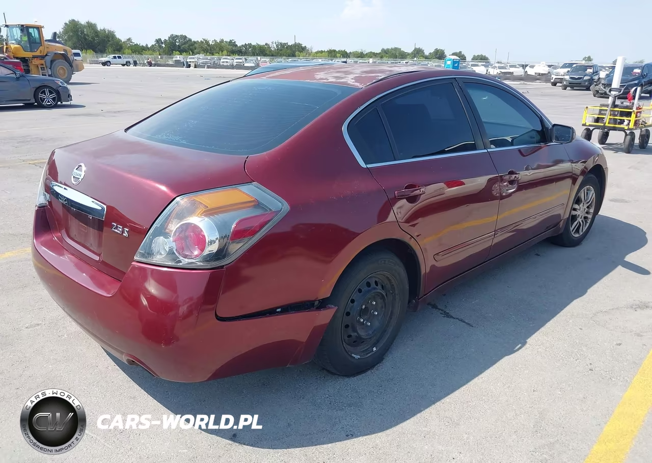 2011 Nissan Altima 2.5 S VIN:1N4AL2AP5BN510200 - 4