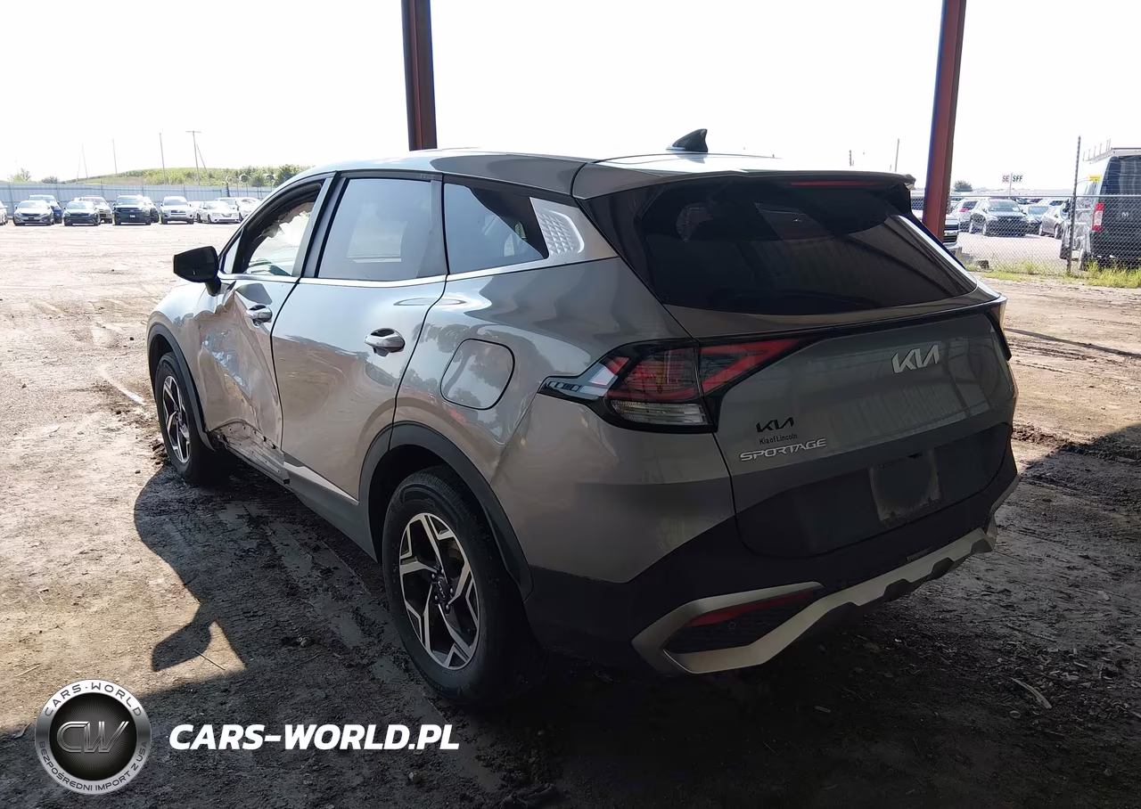 2024 Kia Sportage Lx VIN:KNDPUCDF5R7235629 - 3