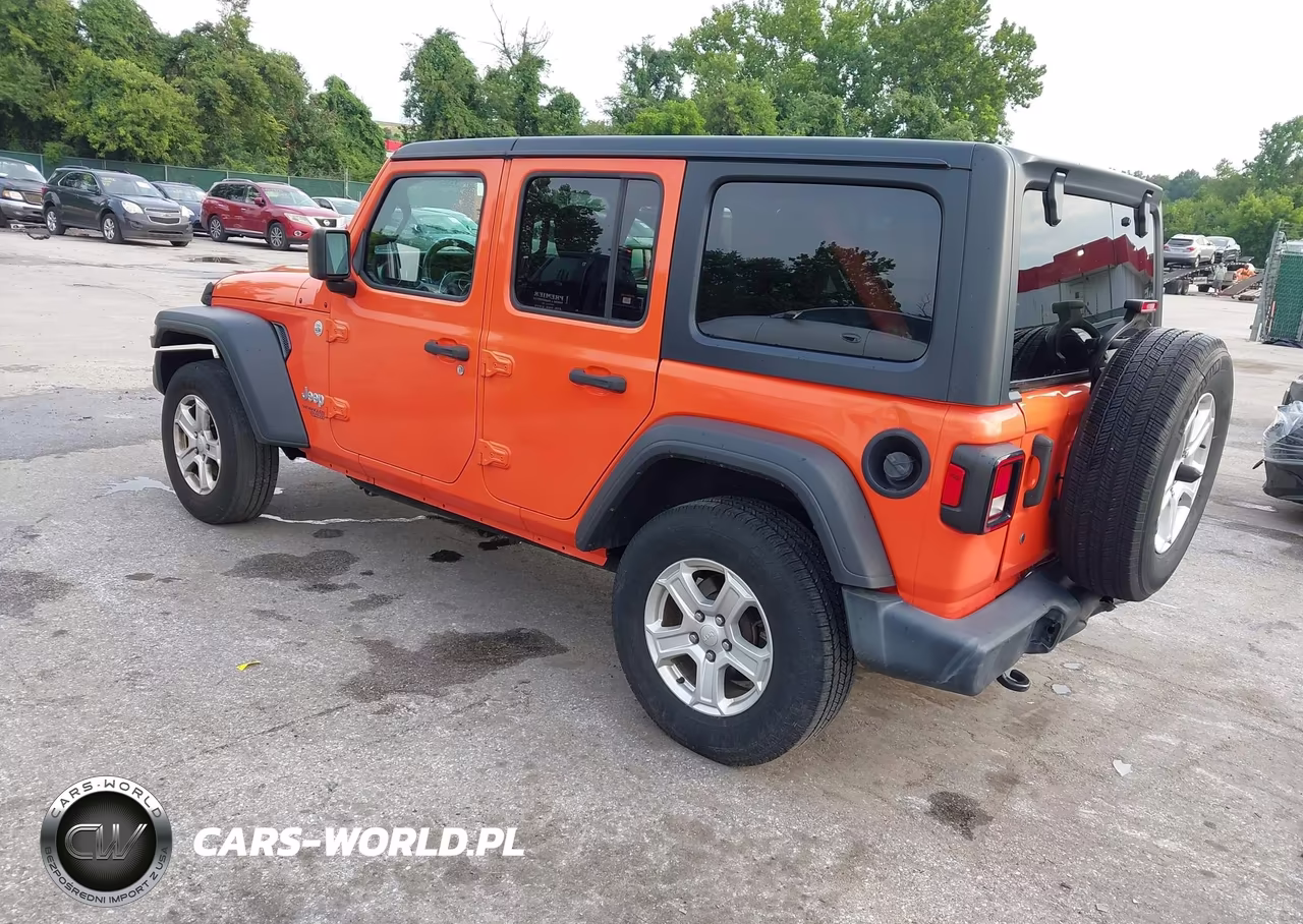 2019 Jeep Wrangler Unlimited Sport S 4X4 VIN:1C4HJXDG1KW659205 - 3