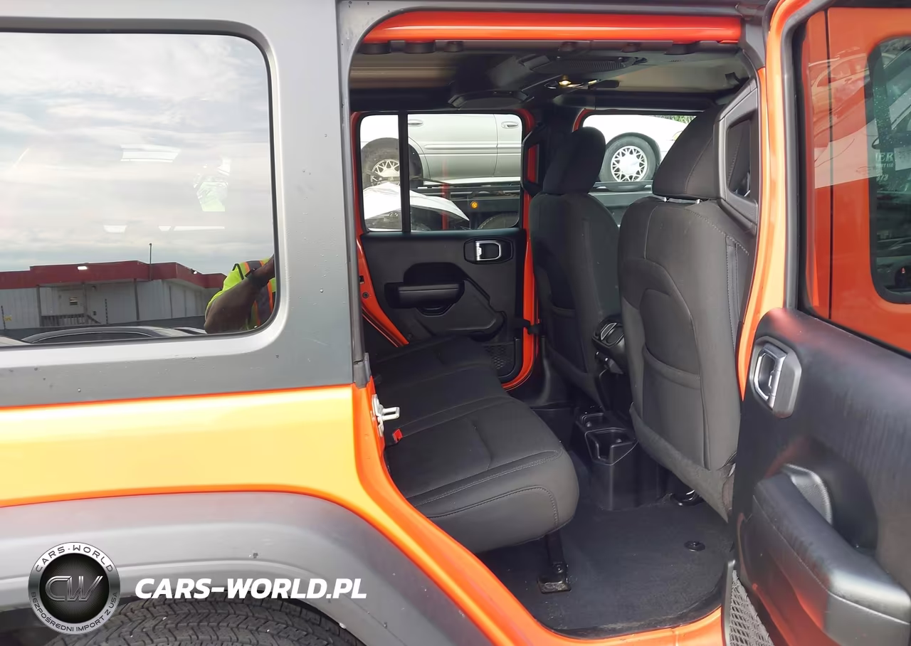 2019 Jeep Wrangler Unlimited Sport S 4X4 VIN:1C4HJXDG1KW659205 - 8