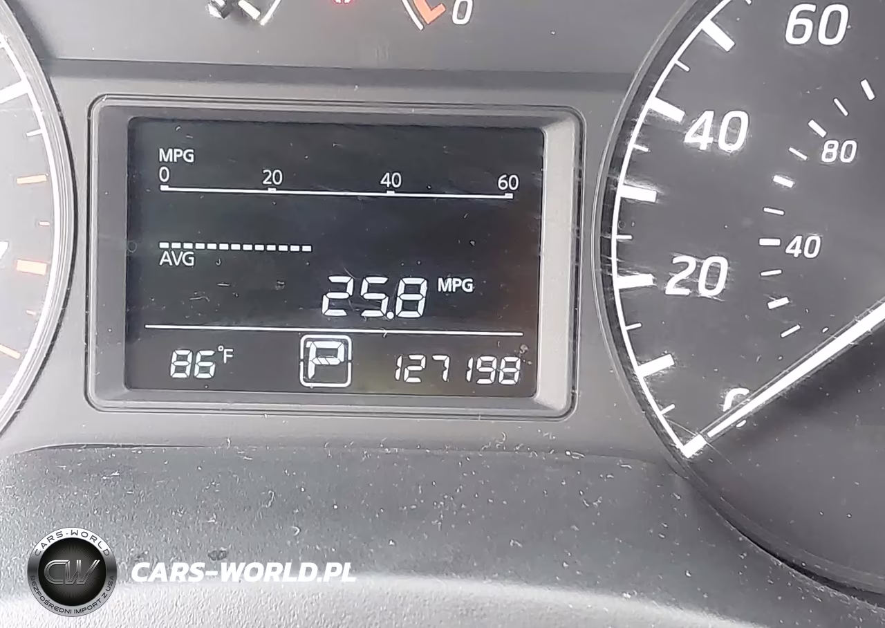 2016 Nissan Sentra S VIN:3N1AB7AP6GY260182 - 16