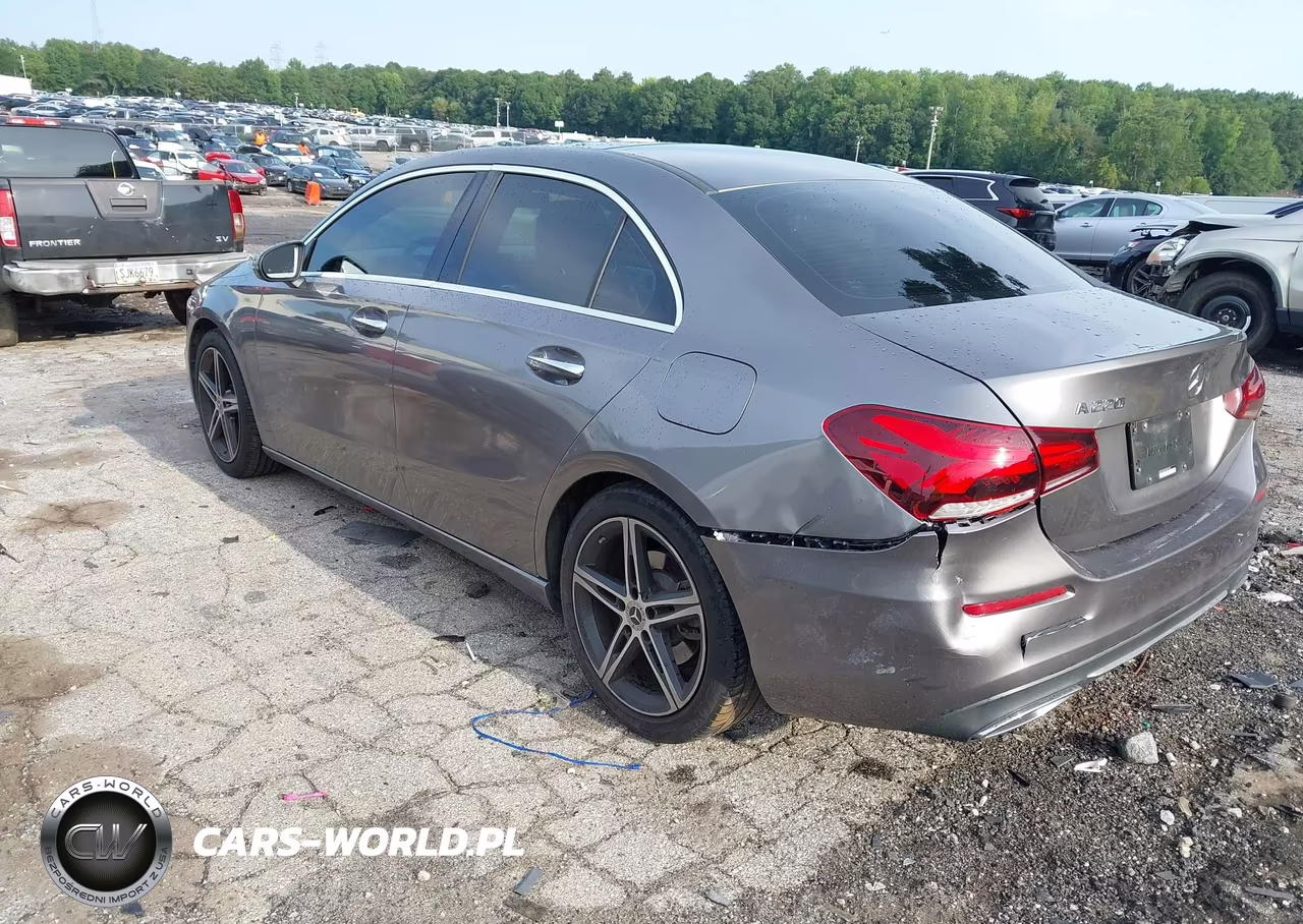 2019 Mercedes-Benz A 220 VIN:WDD3G4EB7KW014431 - 3