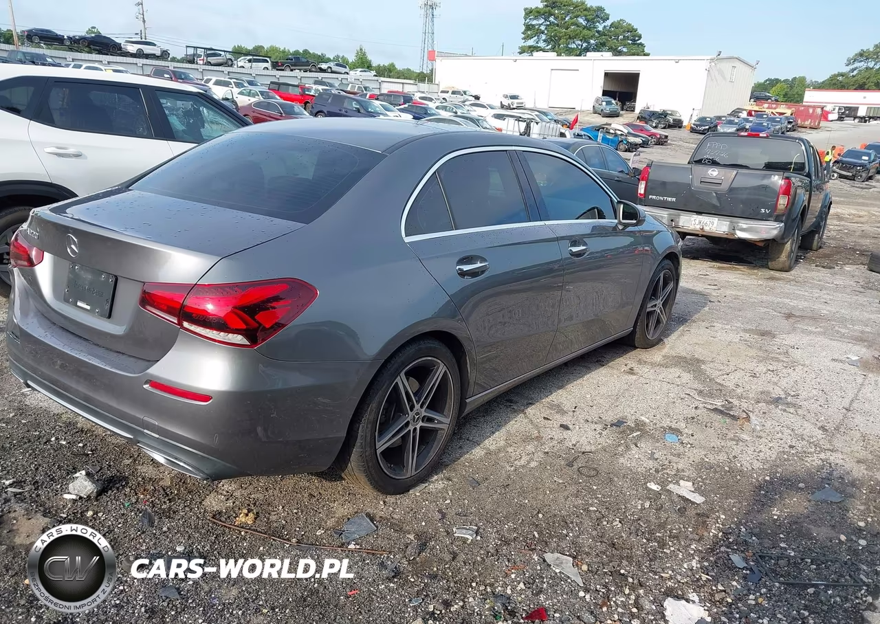 2019 Mercedes-Benz A 220 VIN:WDD3G4EB7KW014431 - 4