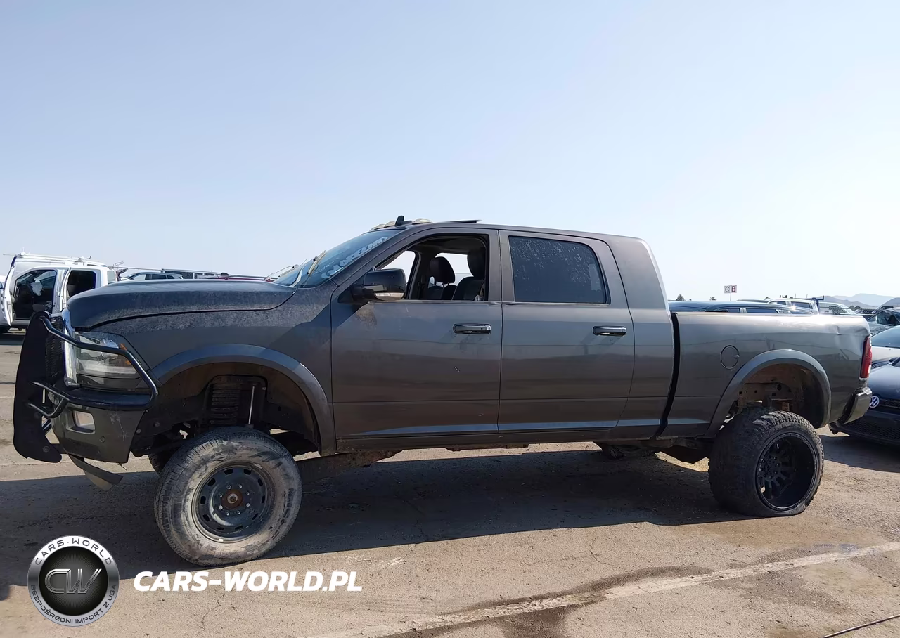 2017 Ram 2500 Laramie 4X4 6'4 Box VIN:3C6UR5NL2HG616207 - 14