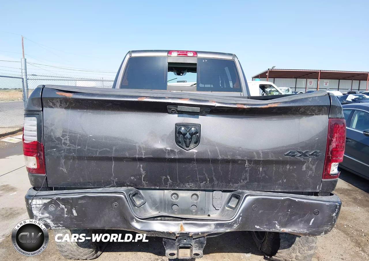 2017 Ram 2500 Laramie 4X4 6'4 Box VIN:3C6UR5NL2HG616207 - 16