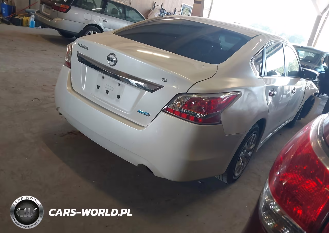 2013 Nissan Altima 2.5 S VIN:1N4AL3AP8DN453936 - 4