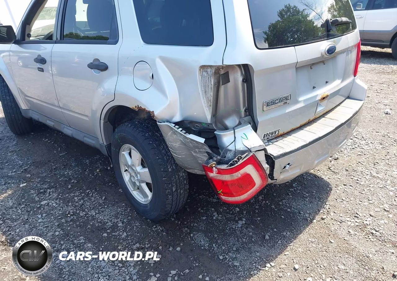 2010 Ford Escape Xlt VIN:1FMCU0D72AKA93484 - 6