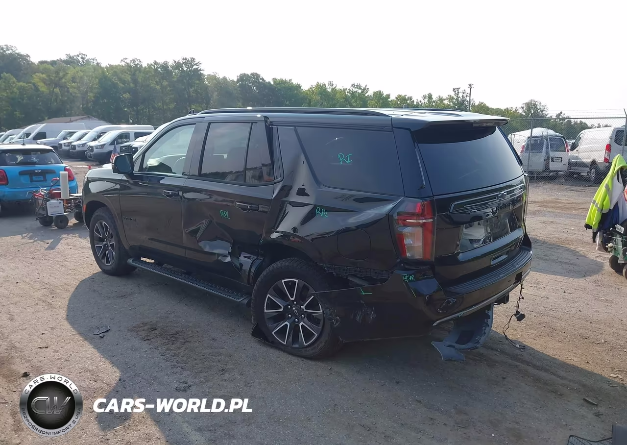 2021 Chevrolet Tahoe Z71 VIN:1GNSKPKD1MR216296 - 3