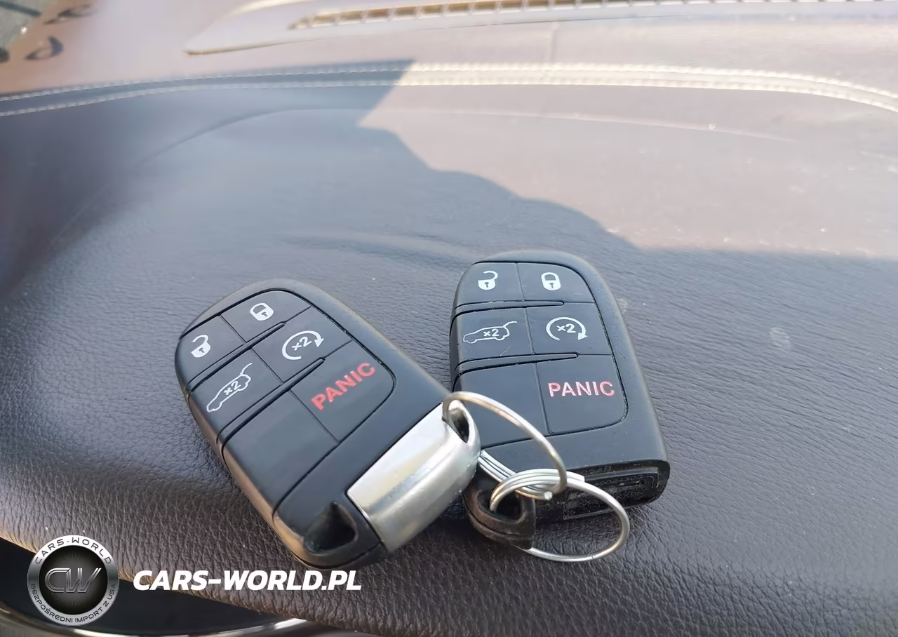 2014 Jeep Grand Cherokee Summit VIN:1C4RJFJT4EC256521 - 11