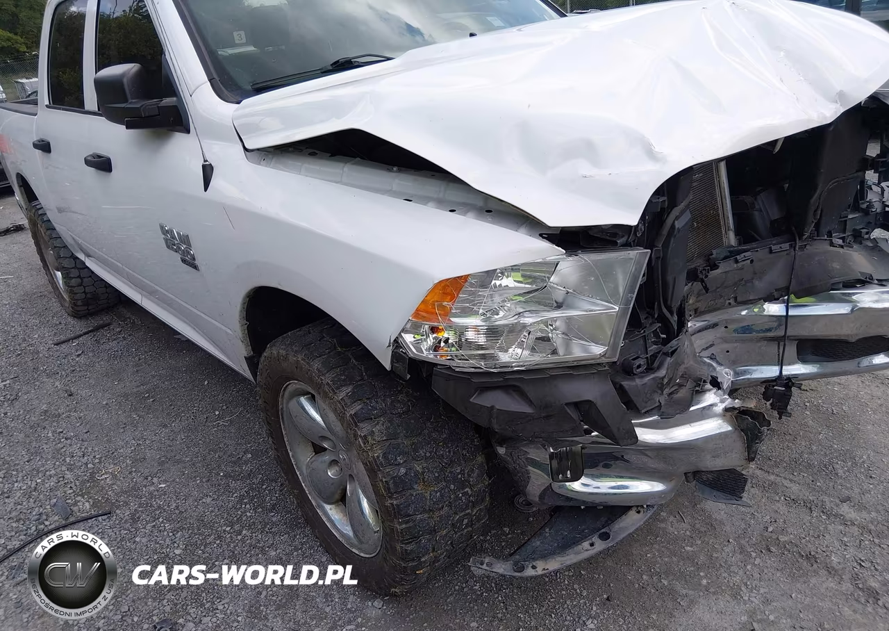2020 Ram 1500 Classic Tradesman 4X4 5'7 Box VIN:3C6RR7KGXLG134473 - 18