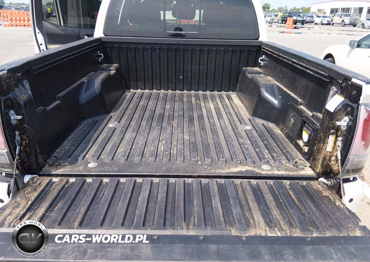2021 Toyota Tacoma Trd Sport VIN:3TYCZ5AN9MT030339 - 13