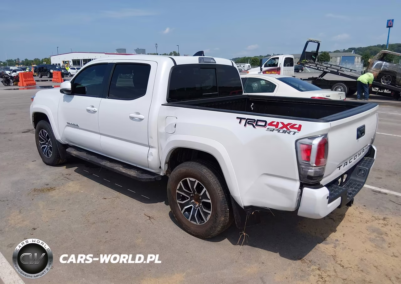 2021 Toyota Tacoma Trd Sport VIN:3TYCZ5AN9MT030339 - 3