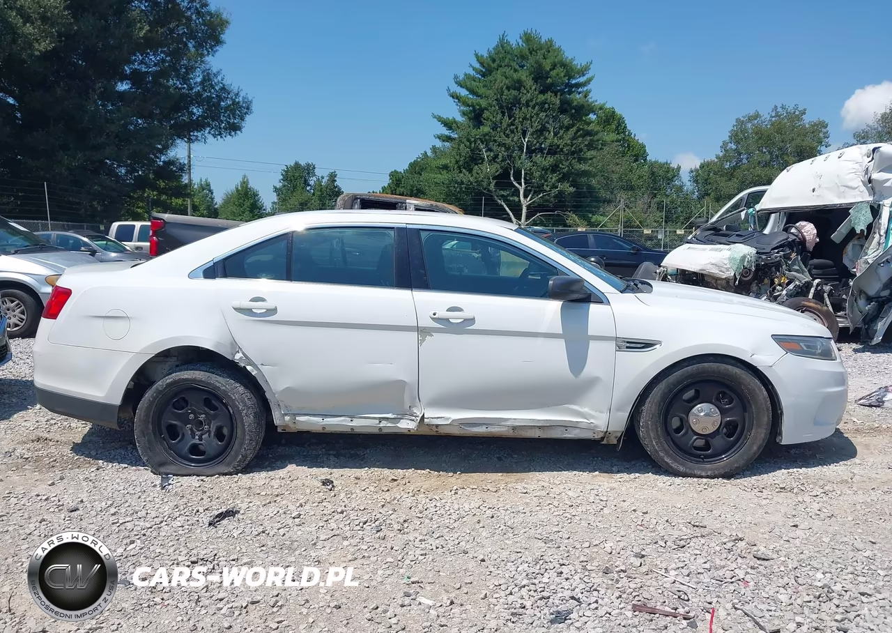 2017 Ford Police Interceptor VIN:1FAHP2L83HG100145 - 13