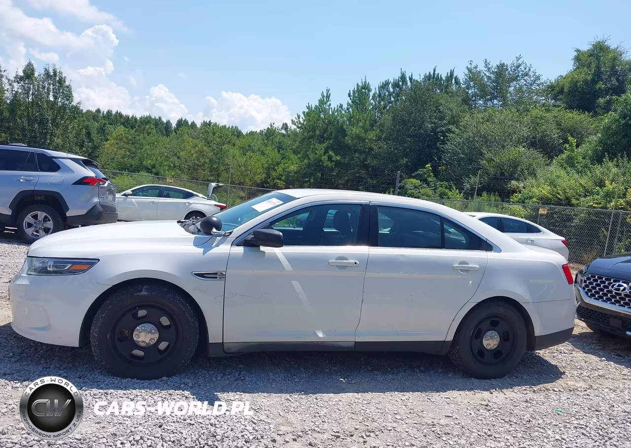 2017 Ford Police Interceptor VIN:1FAHP2L83HG100145 - 14