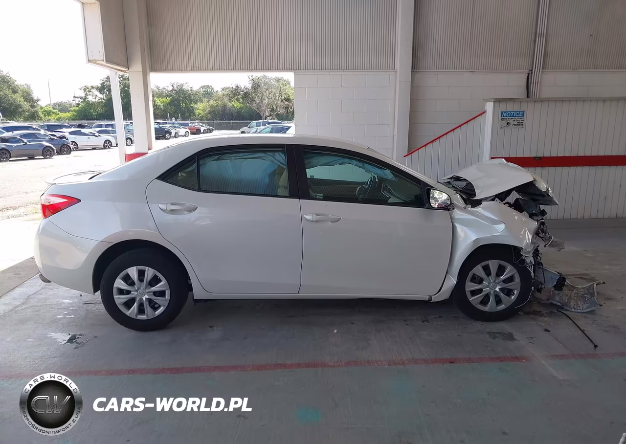 2017 Toyota Corolla Le Eco VIN:5YFBPRHE7HP734158 - 14
