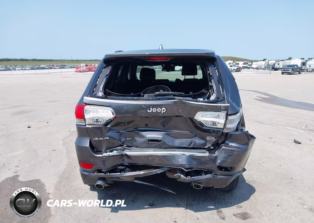 2015 Jeep Grand Cherokee Overland VIN:1C4RJFCG8FC748941 - 16