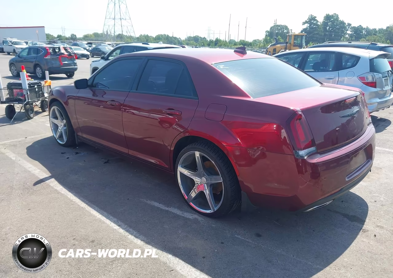 2021 Chrysler 300 Touring VIN:2C3CCAAG6MH595996 - 3