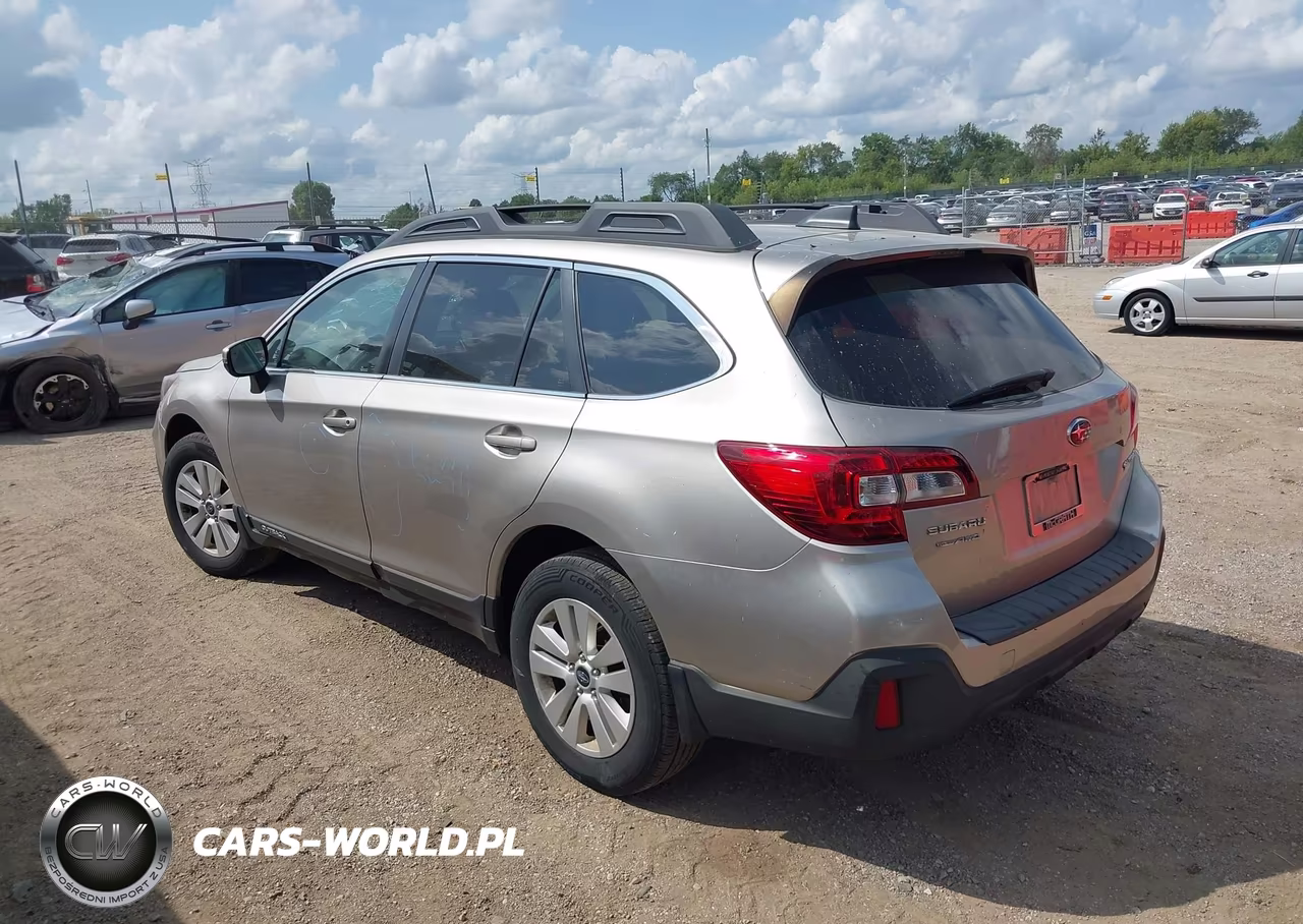 2019 Subaru Outback 2.5I Premium VIN:4S4BSAFC2K3381907 - 3