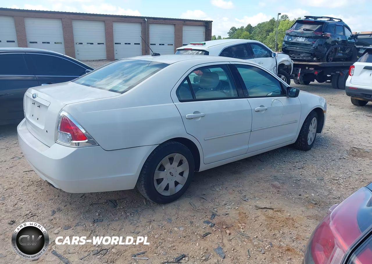 2008 Ford Fusion S VIN:3FAHP06Z28R193645 - 4
