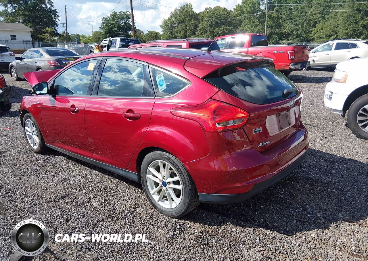 2017 Ford Focus Se VIN:1FADP3K25HL201566 - 3