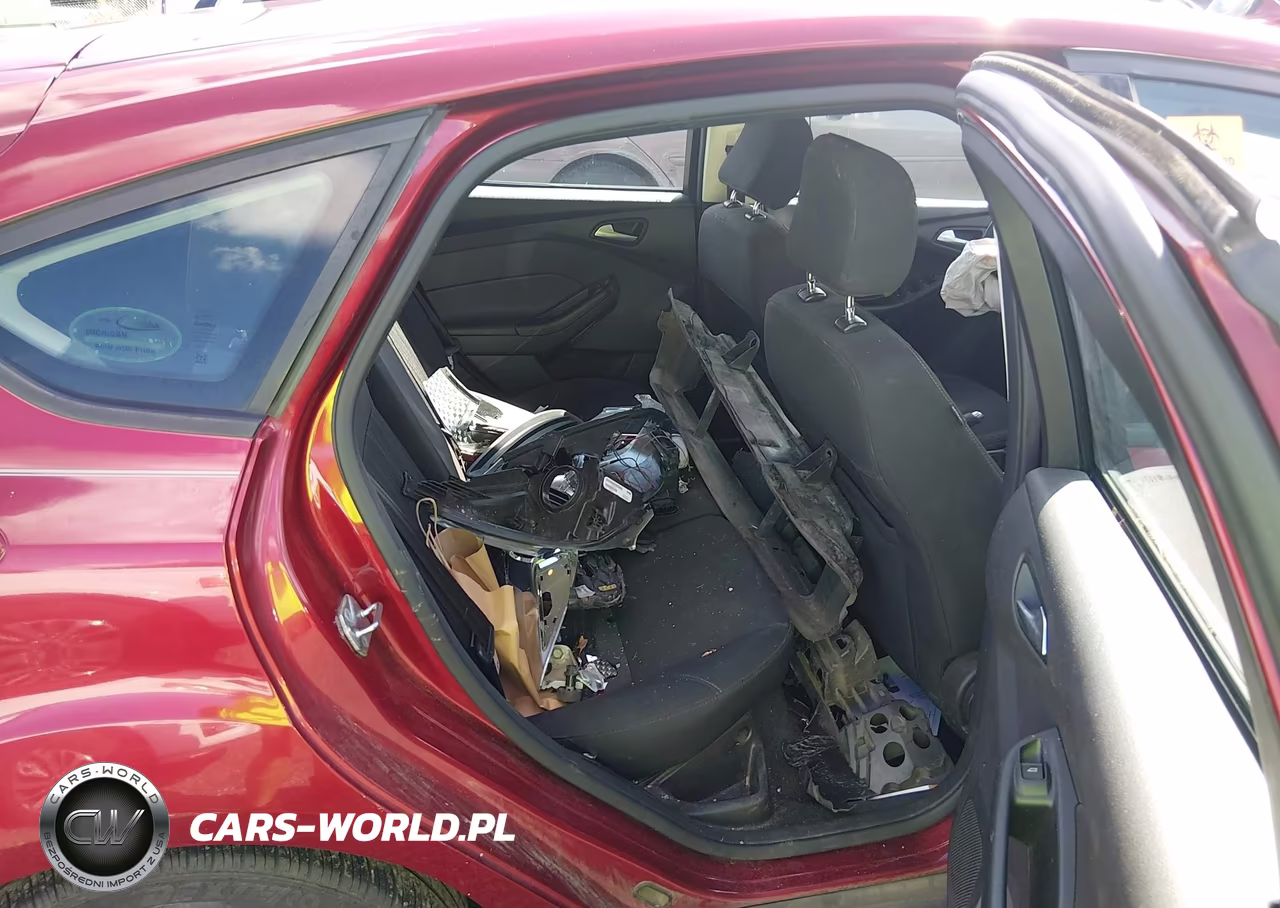 2017 Ford Focus Se VIN:1FADP3K25HL201566 - 8