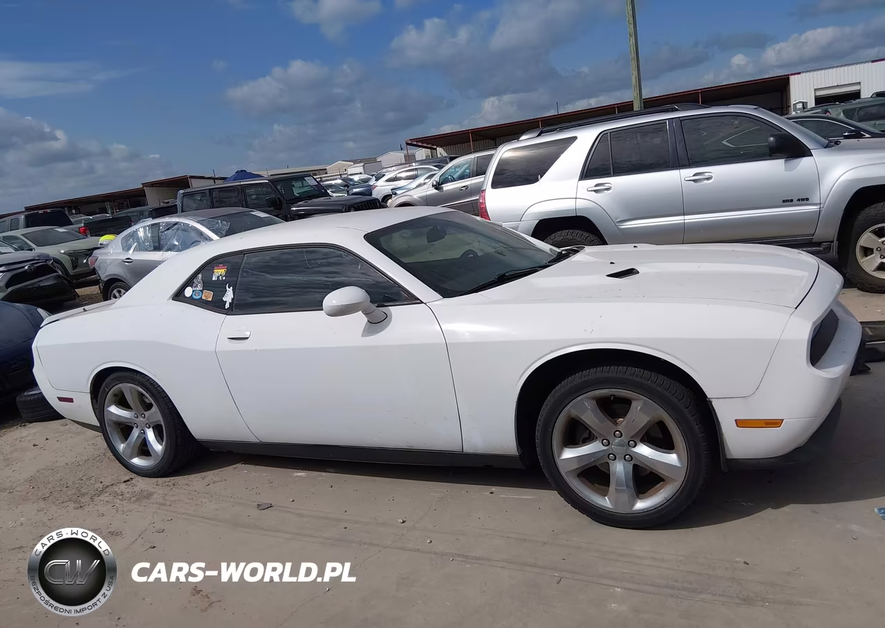 2013 Dodge Challenger Sxt Plus VIN:2C3CDYAG3DH515799 - 13