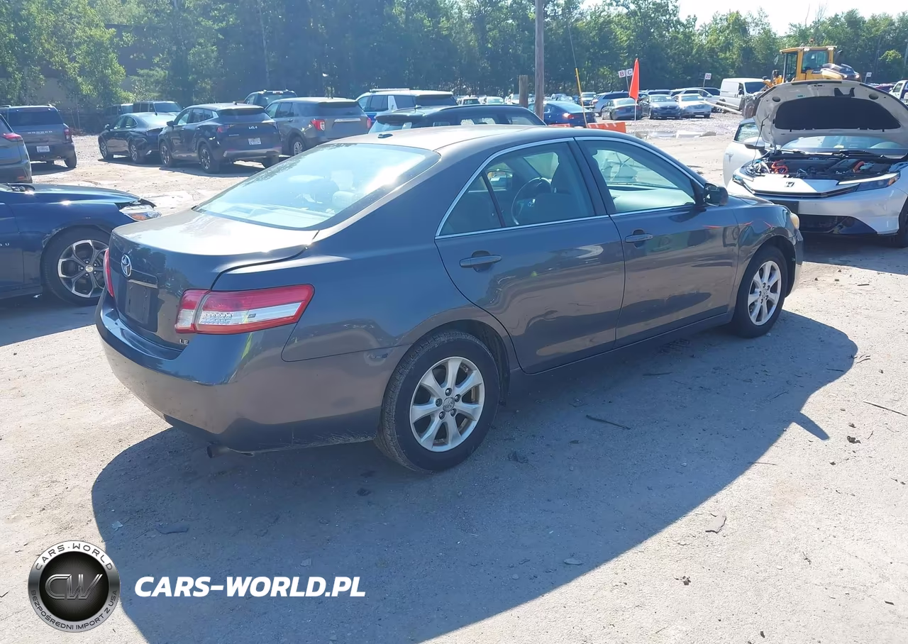 2011 Toyota Camry Le VIN:4T4BF3EK1BR112032 - 4