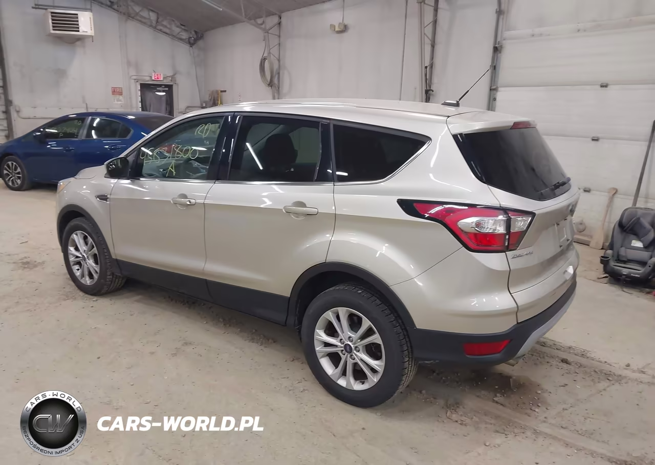 2017 Ford Escape Se VIN:1FMCU9GD0HUD95618 - 3