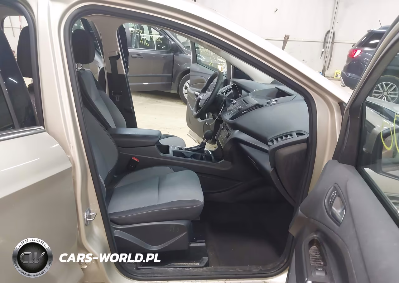 2017 Ford Escape Se VIN:1FMCU9GD0HUD95618 - 5