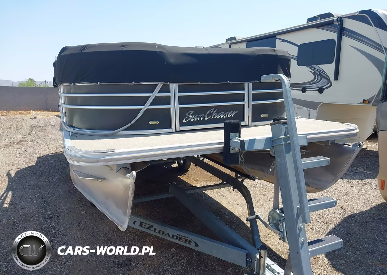 2017 Sun Chaser Boat VIN:SUN21082F617 - 9