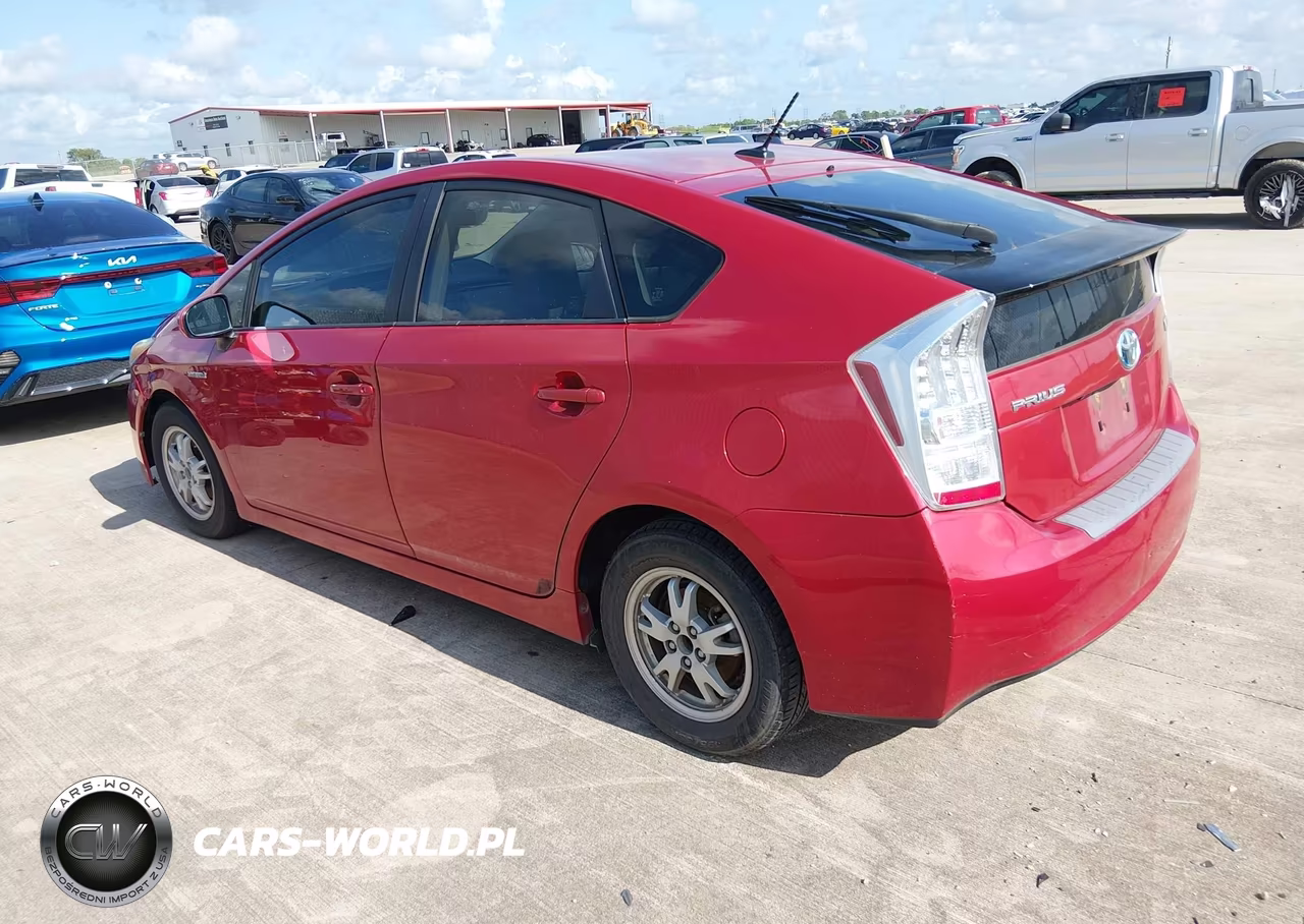 2011 Toyota Prius Three VIN:JTDKN3DU8B0315088 - 3