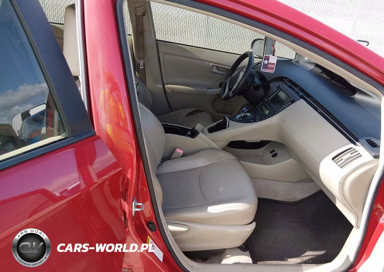 2011 Toyota Prius Three VIN:JTDKN3DU8B0315088 - 5