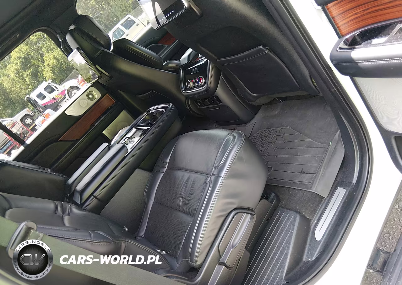 2019 Lincoln Navigator Reserve VIN:5LMJJ2LT4KEL05051 - 8