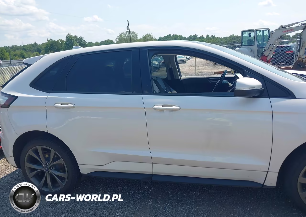 2018 Ford Edge Sport VIN:2FMPK4AP3JBB48182 - 13