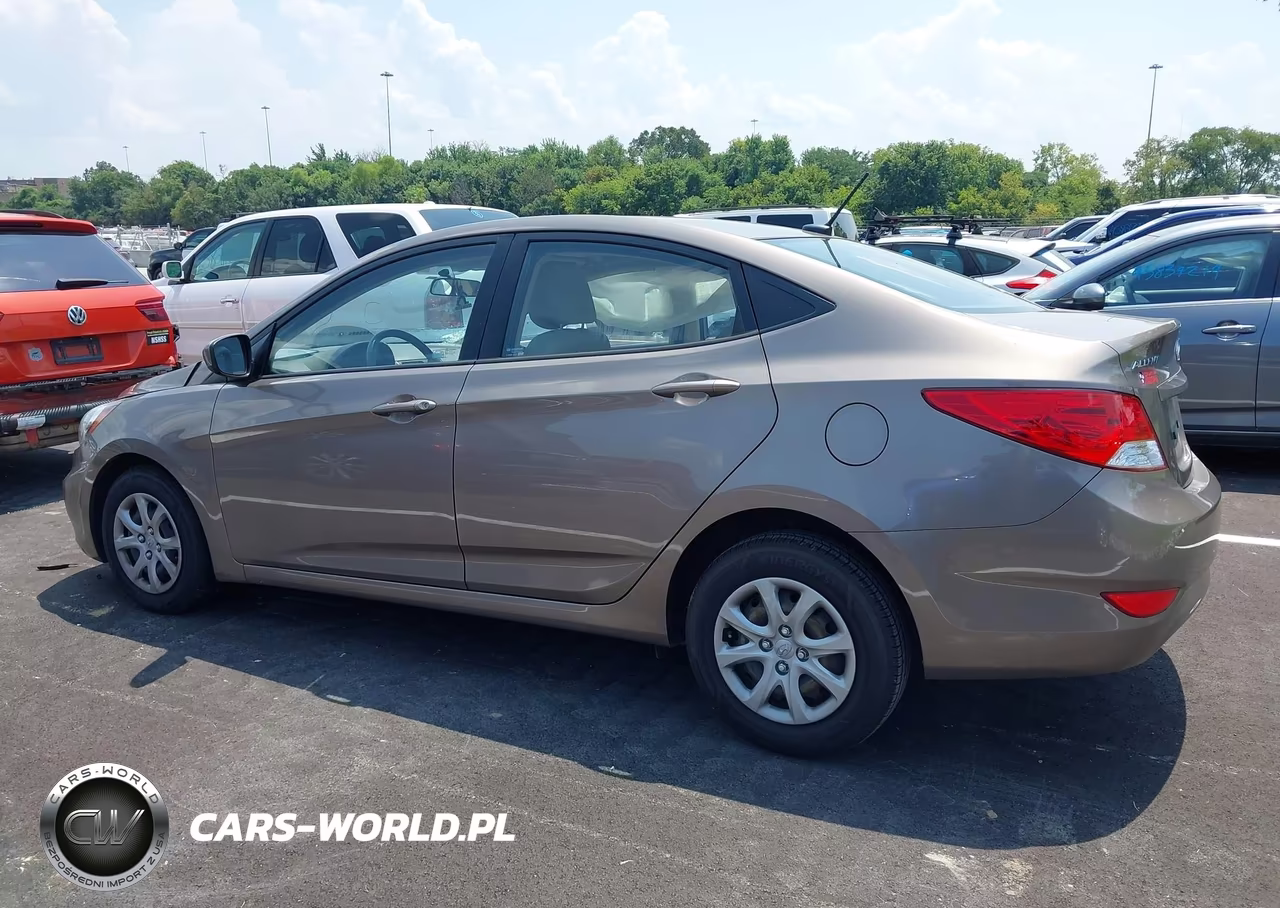 2012 Hyundai Accent Gls VIN:KMHCT4AE6CU236666 - 13