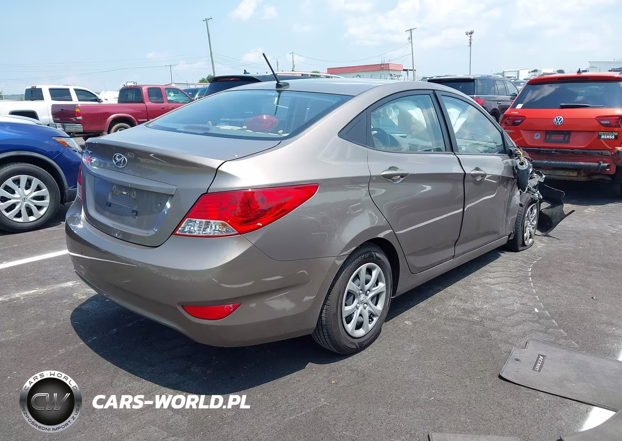 2012 Hyundai Accent Gls VIN:KMHCT4AE6CU236666 - 4