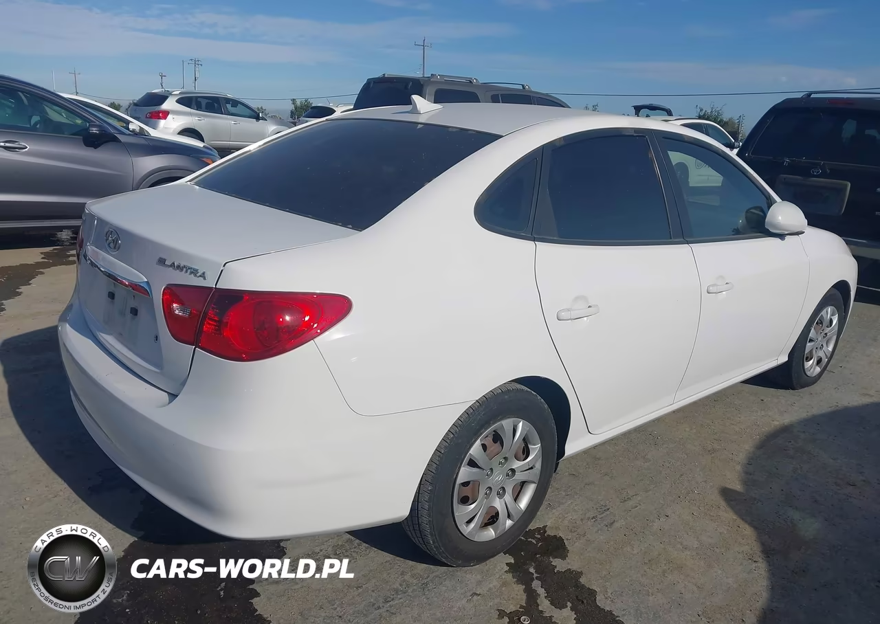2010 Hyundai Elantra Gls VIN:KMHDU4AD5AU892086 - 4