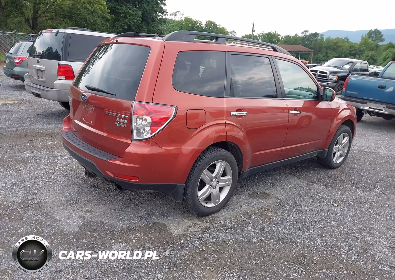 2010 Subaru Forester 2.5X Premium VIN:JF2SH6CC7AH908802 - 4