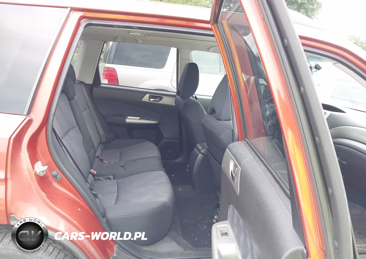 2010 Subaru Forester 2.5X Premium VIN:JF2SH6CC7AH908802 - 8