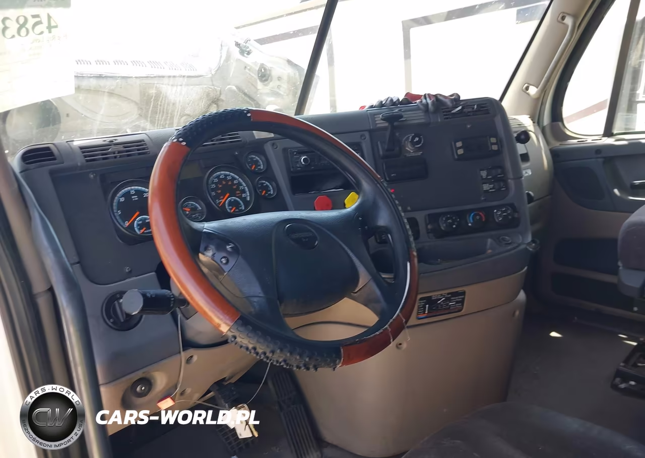 2017 Freightliner Cascadia 125 VIN:3AKJGLDV7HSJD8340 - 20