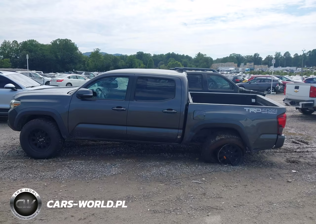 2018 Toyota Tacoma Trd Off Road VIN:3TMCZ5AN3JM186111 - 14