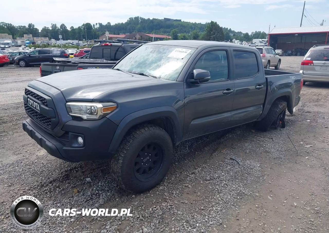 2018 Toyota Tacoma Trd Off Road VIN:3TMCZ5AN3JM186111 - 2