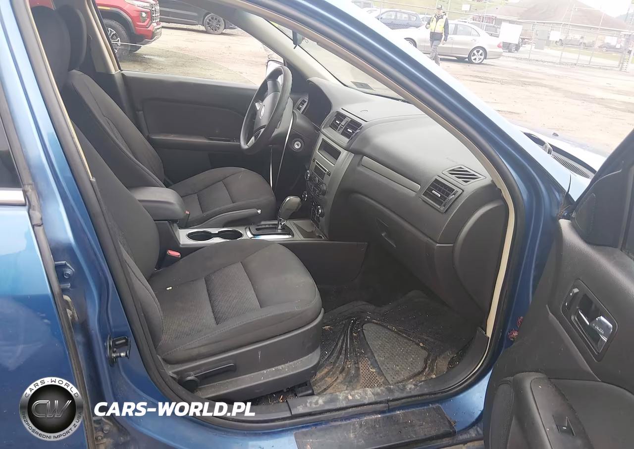 2010 Ford Fusion Se VIN:3FAHP0HA5AR258887 - 5