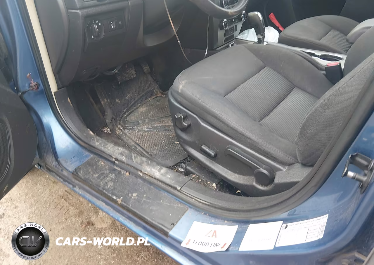 2010 Ford Fusion Se VIN:3FAHP0HA5AR258887 - 6