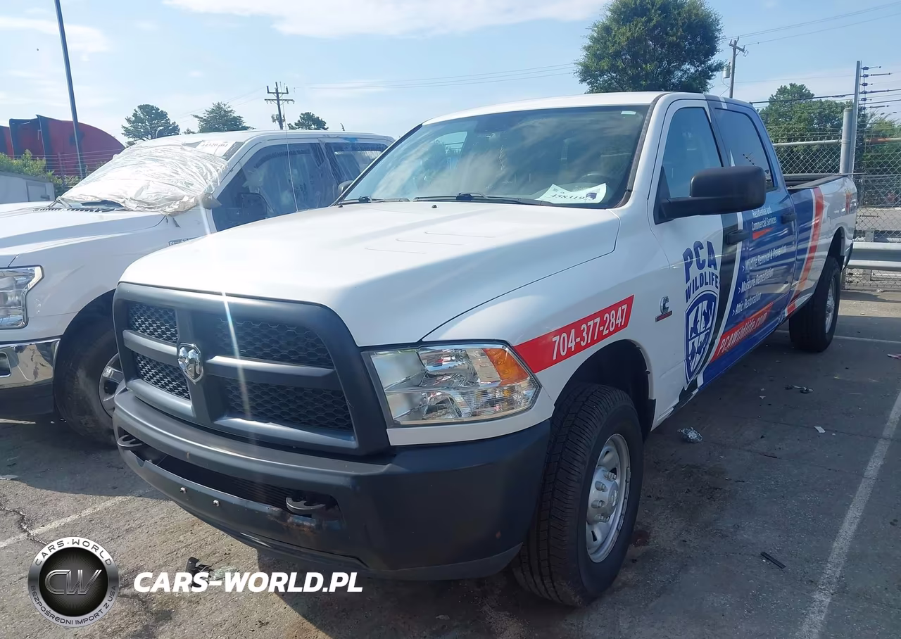 2017 Ram 2500 Tradesman 4X2 8' Box VIN:3C6UR4HLXHG635982 - 2