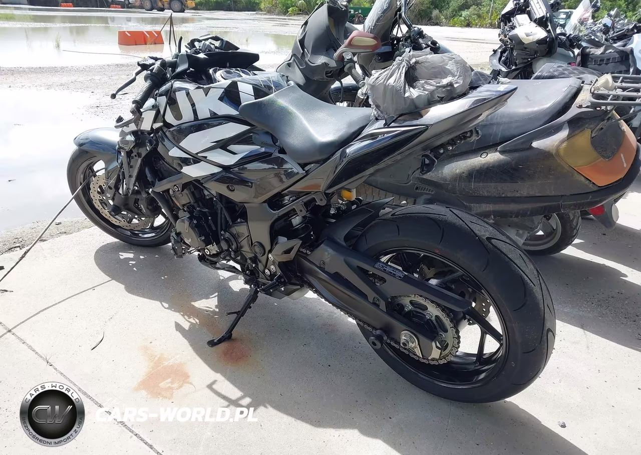 2020 Suzuki Gsx-S750 M-Z VIN:JS1C533B5L7100498 - 3