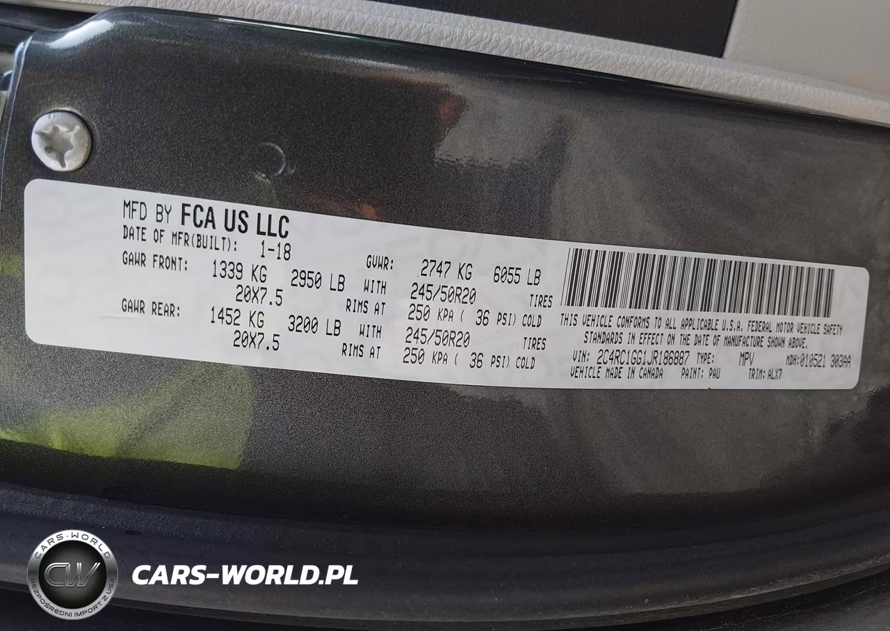 2018 Chrysler Pacifica Limited VIN:2C4RC1GG1JR186887 - 9
